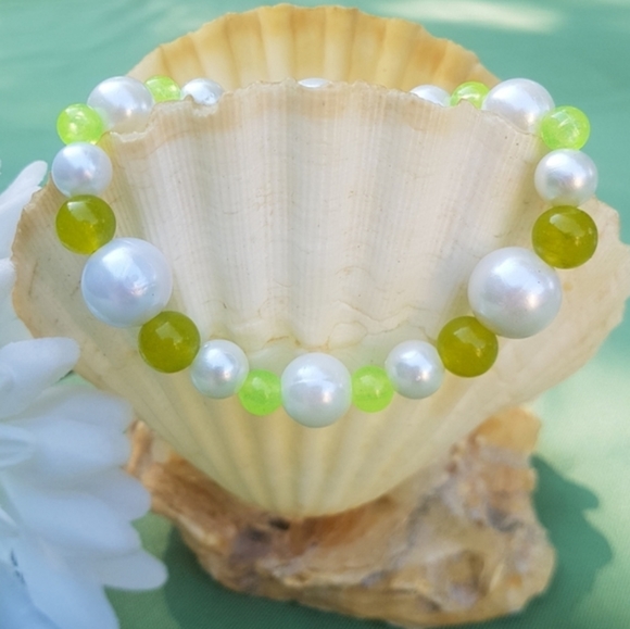 ππ§πΌββοΈ Luminous Seaweed Glow bracelet - Picture 3 of 6